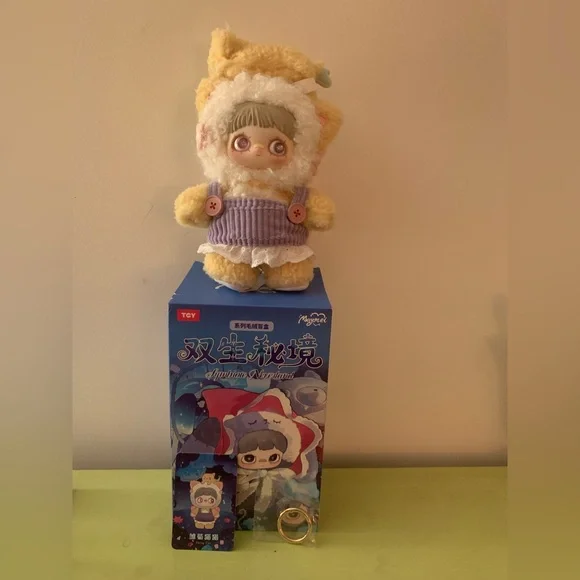 Hidden Daisy Cat MayMei Symbiote Neverland Series Vinyl Plush Blind Box - Picture 2 of 5